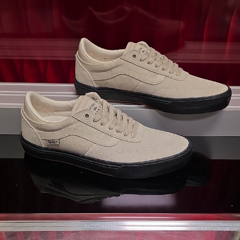 Vans Skate Gilbert Crockett Khaki Black Men’s 7 Women's 8.5 New